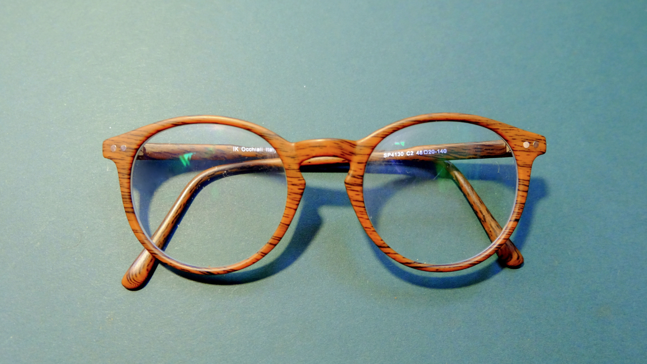 Giải mã từ A-Z về giấc mơ thấy cái kính: Tốt lành hay xui rủi?