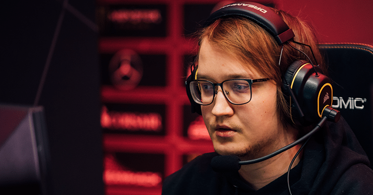 Lasse "MATUMBAMAN" Urpalainen ryöstettiin Suomessa – Varkaat yllättivät Dota-maailmanmestarin käytöksellään - Pelaajat.com