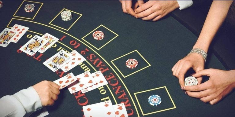 Luật chơi Blackjack từ A đến Z chi tiết nhất