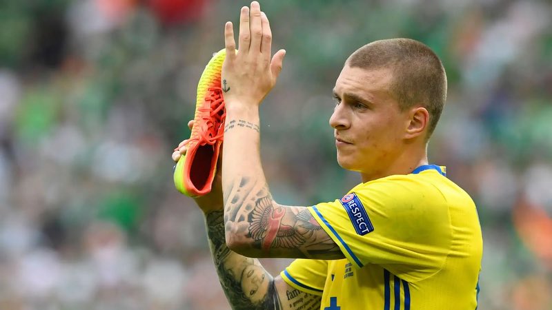 Cầu thủ Victor Lindelof cũng từng là một ngôi sao có tiềm năng lớn