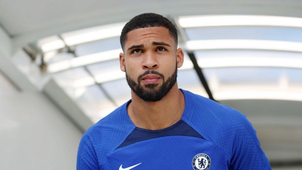 Ruben Loftus-Cheek: Tiền vệ Chelsea sắp gia nhập AC Milan - BBC Sport