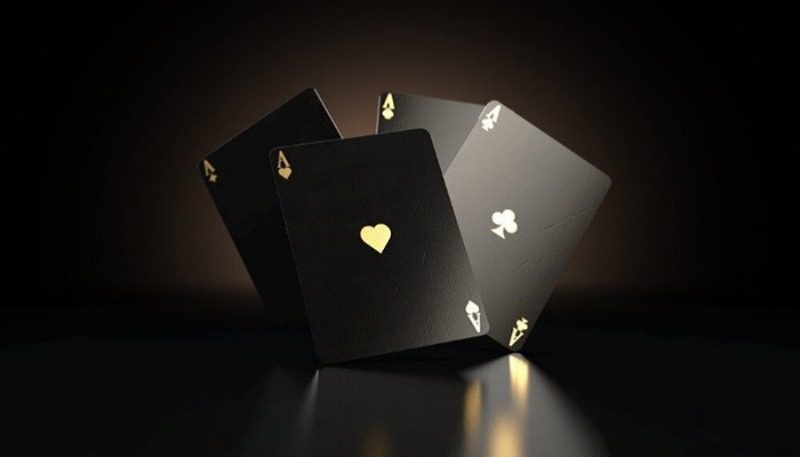 Hướng dẫn cách chơi bài Poker 4 lá và mẹo từ chuyên gia