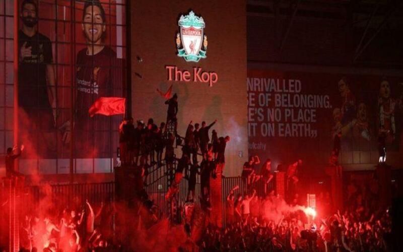 The Kop là gì? Ảnh hưởng của The Kop đến bóng đá thế giới