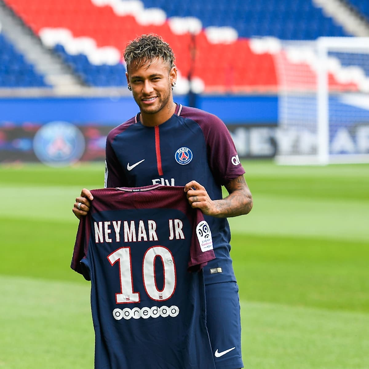 Neymar Jr. nhìn lại thời gian của mình tại Paris Saint-Germain