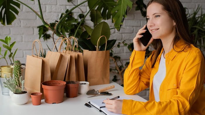 4 bước của quy trình bán hàng qua điện thoại và ví dụ