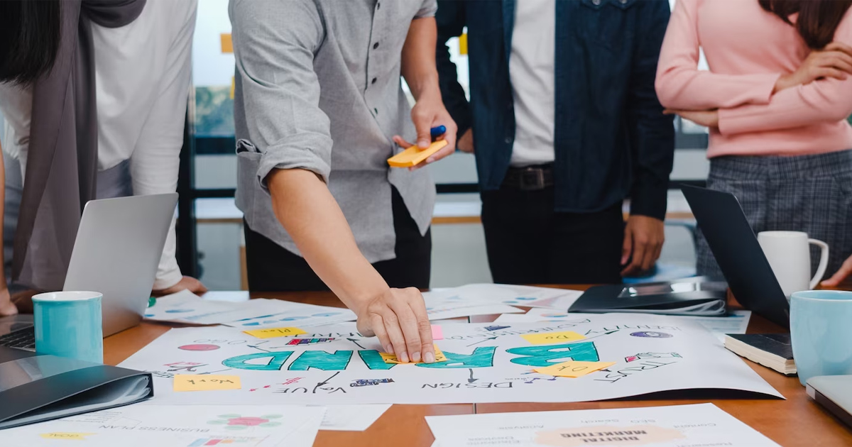 Marketing 7P là gì? Ứng dụng mô hình 7P trong marketing