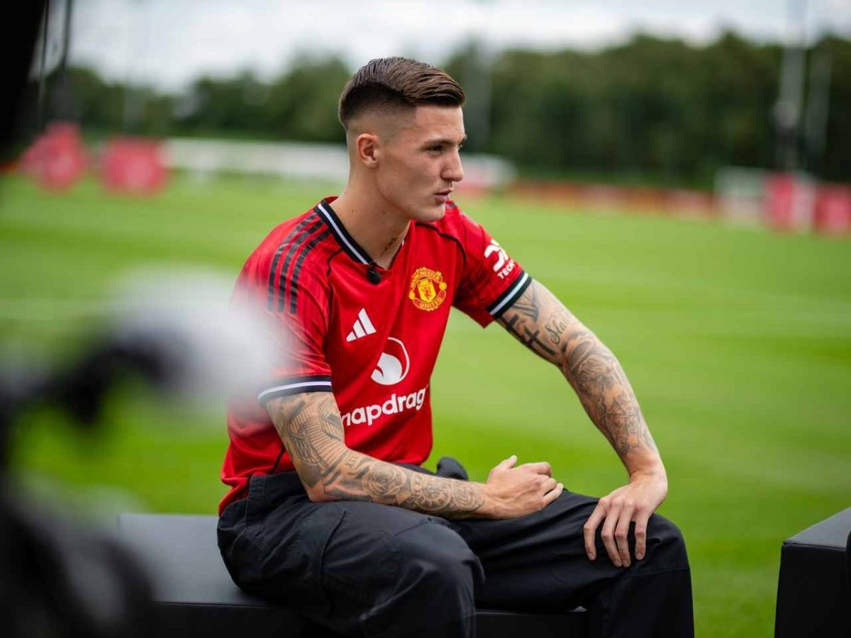 Những điều chưa biết về Benjamin Sesko, chân sút đắt giá mới của MU | Báo  điện tử Tiền Phong